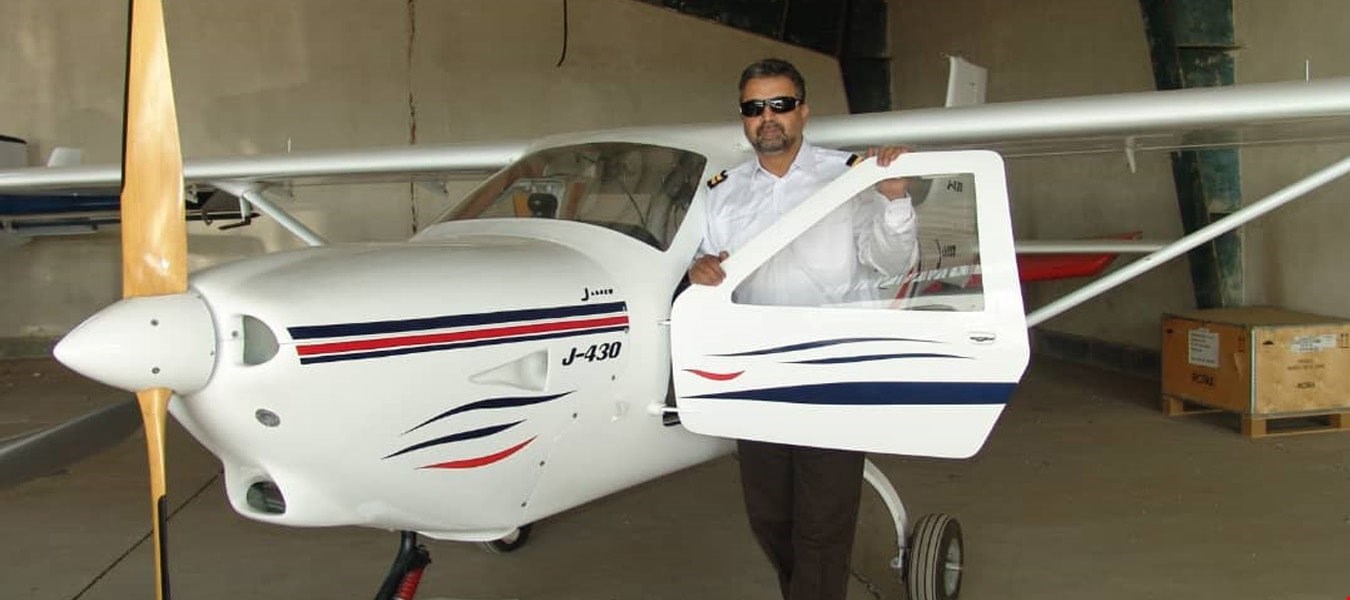 خلبان محمود غلامی